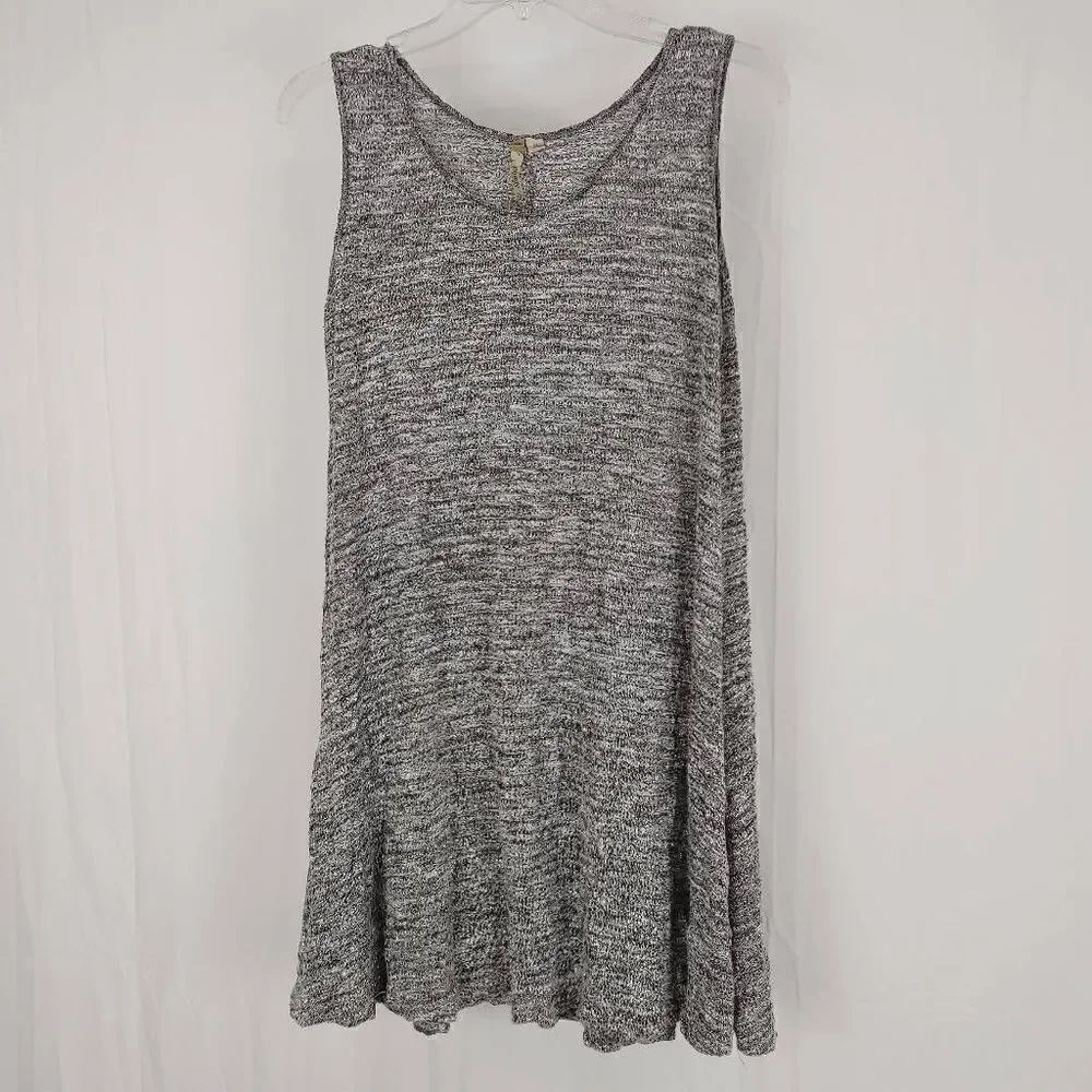 Comfy Usa Women's Size Small Heathered Gray Glittee Tank Top Tunic.
Armpit to ar